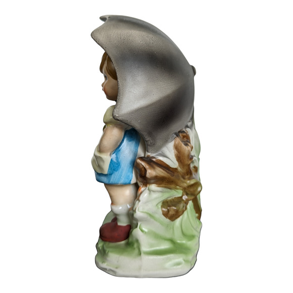 Hummel Figurine Little Boy And Girl Umbrella
VINTAGE - Picture 6 of 10